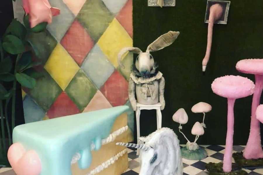 Квест в реальности Алиса в Стране чудес от компании Активити Квест в реальности Алиса в Стране чудес от компании Активити